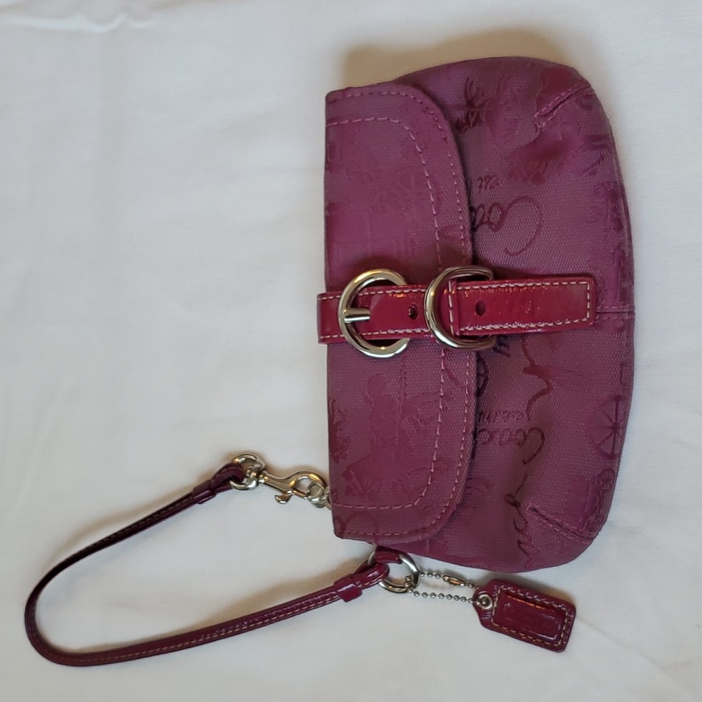 Coach Fuschia Purple Wristlet - EUC
